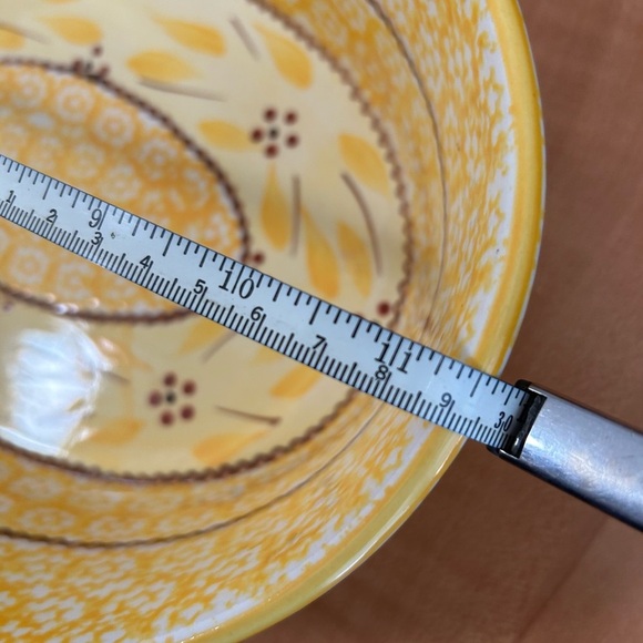 temptations bakeware presentable ovenware old world yellow Tara serving bowl - Picture 4 of 6